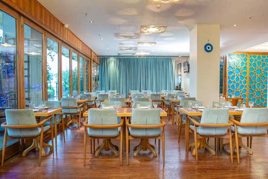 Hazev Restaurant Interior 3