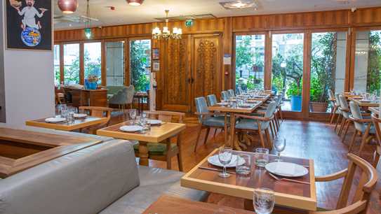 Hazev Restaurant Interior 17